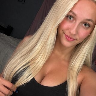 sweetskyxo: , , 